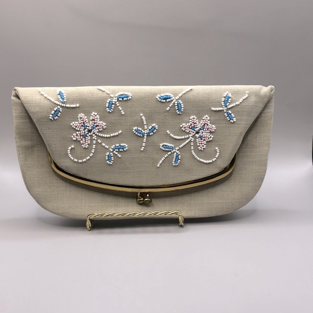 Ladies Normandie Beige Fabric 1940s Clutch w/ Detailed Beading